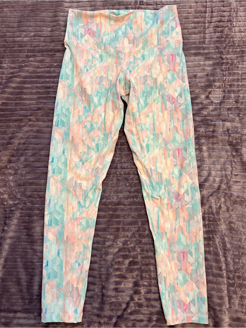 DYI Pastel Geometric Leggings in Mint, Peach & Light Pink